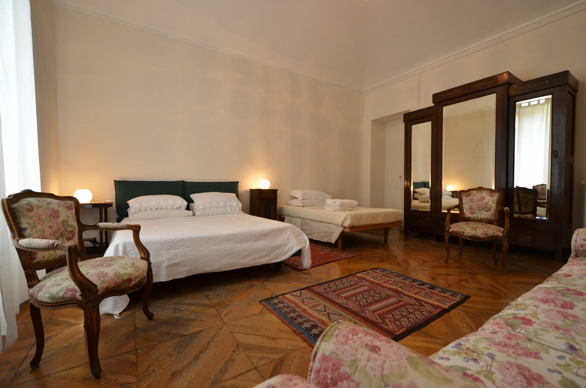 Riverside Napione 25 Turin Exterior photo